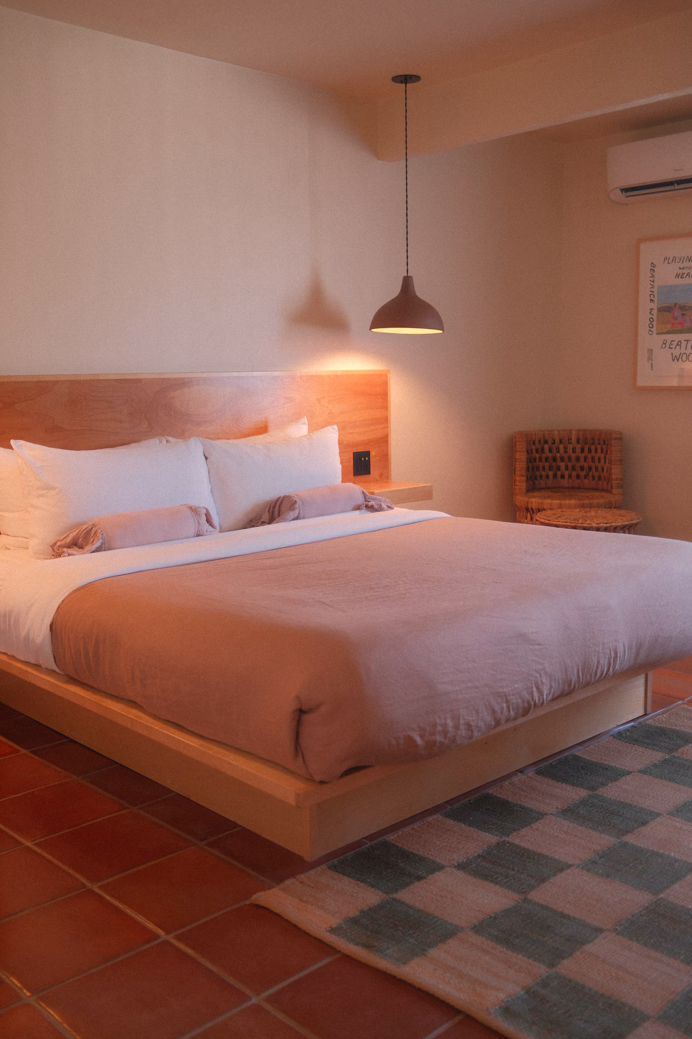 Habitación cálida que representa la dirección visual de la propuesta 3